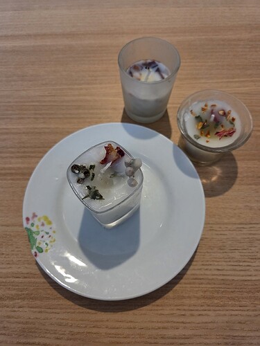 20260903. Art of Kintsugi - changing old things into new - by DanaM (4)